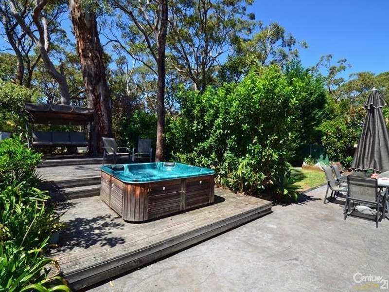 8 KING STREET, Maianbar NSW 2230