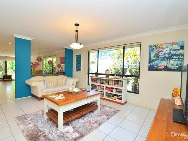 8 KING STREET, Maianbar NSW 2230