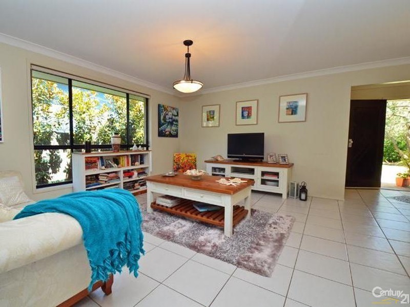 8 KING STREET, Maianbar NSW 2230