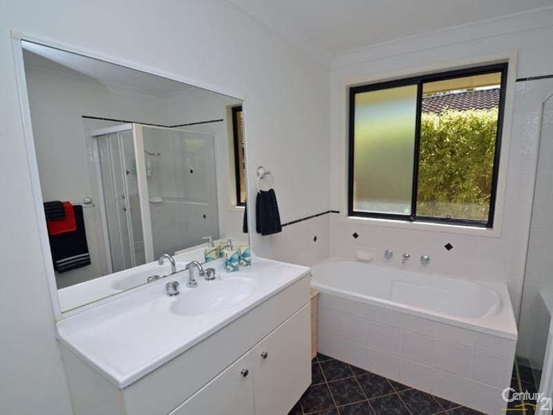 8 KING STREET, Maianbar NSW 2230