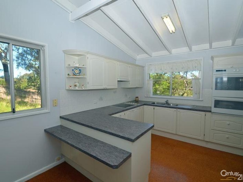 28 SIMPSON ROAD, Bundeena NSW 2230