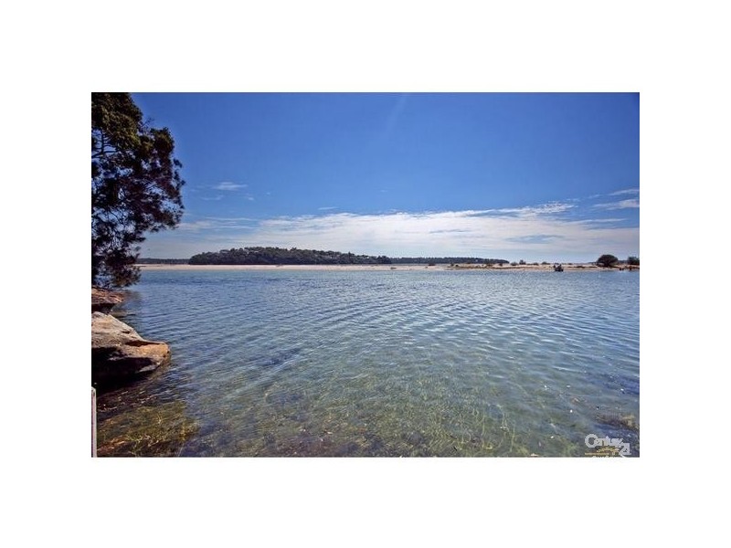 17 Pacific Crescent, Maianbar NSW 2230