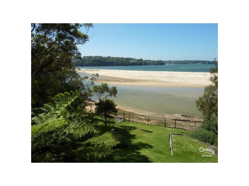1/37 PACIFIC CRESCENT, Maianbar NSW 2230