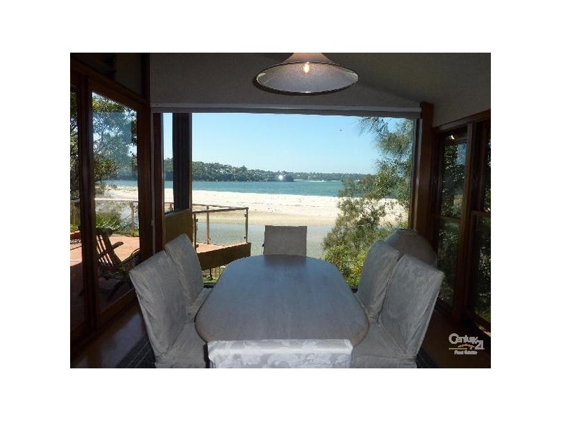 1/37 PACIFIC CRESCENT, Maianbar NSW 2230