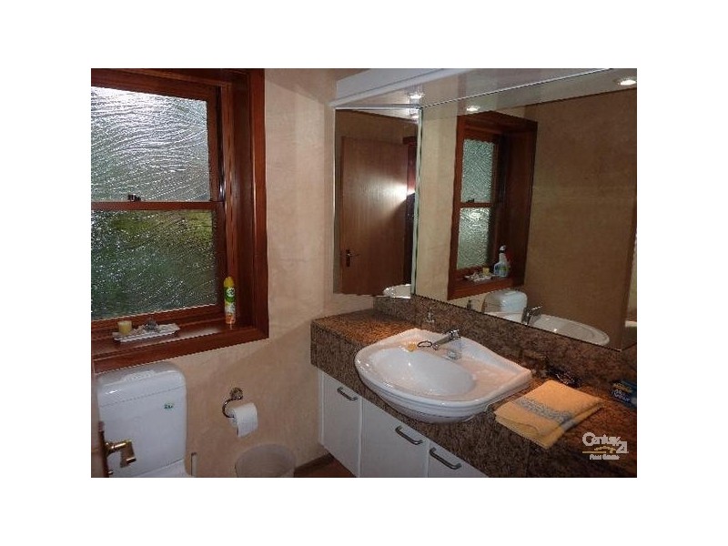 1/37 PACIFIC CRESCENT, Maianbar NSW 2230