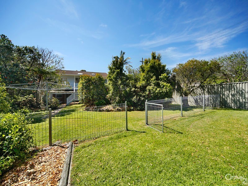 26 SCARBOROUGH STREET, Bundeena NSW 2230