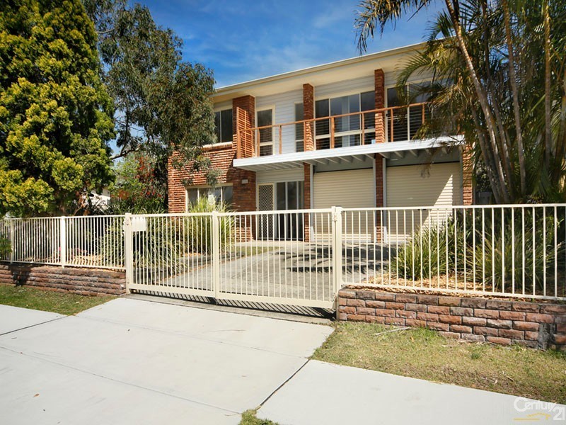 26 SCARBOROUGH STREET, Bundeena NSW 2230