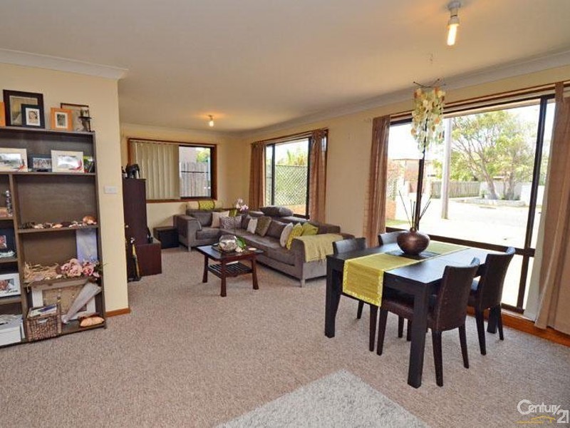 65 ERIC STREET, Bundeena NSW 2230