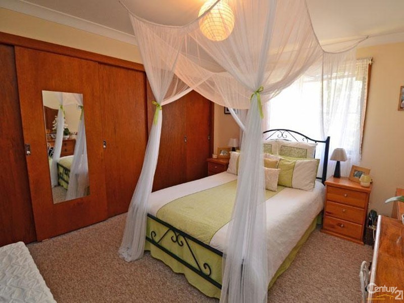 65 ERIC STREET, Bundeena NSW 2230