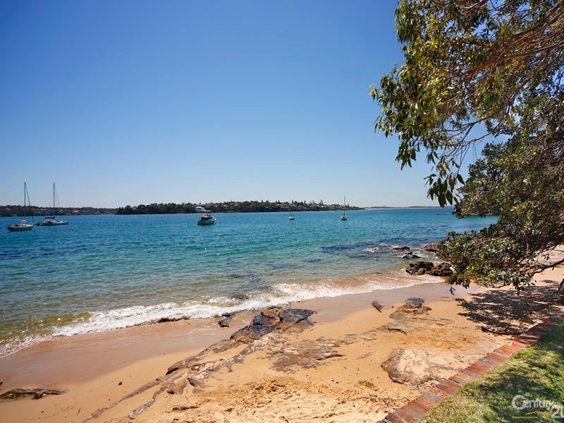 29 THE LAMBETH WALK, Bundeena NSW 2230