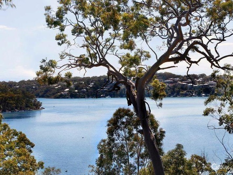 2 CULLEN LANE, Maianbar NSW 2230