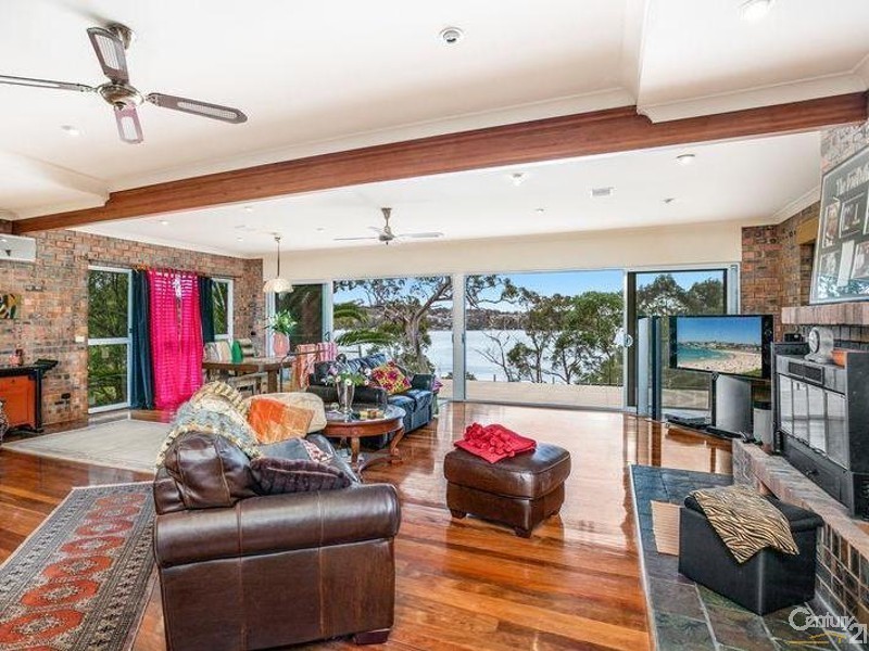 2 CULLEN LANE, Maianbar NSW 2230