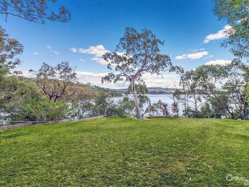 2 CULLEN LANE, Maianbar NSW 2230