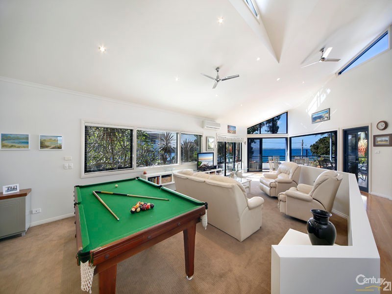 18 NEIL STREET, Bundeena NSW 2230
