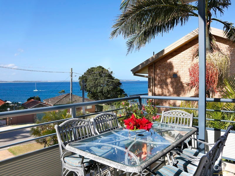 18 NEIL STREET, Bundeena NSW 2230