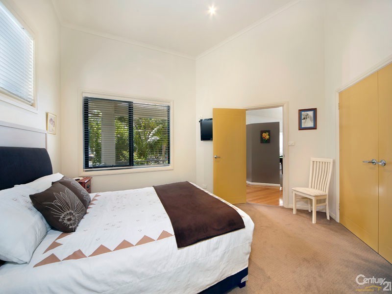 18 NEIL STREET, Bundeena NSW 2230