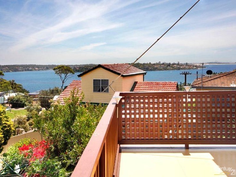 1 BOURNEMOUTH STREET, Bundeena NSW 2230