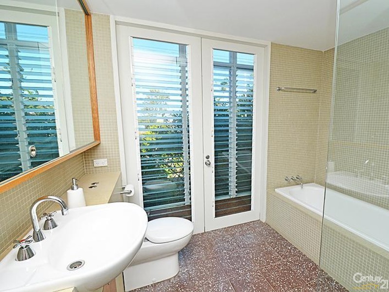 27 Neil Street, Bundeena NSW 2230