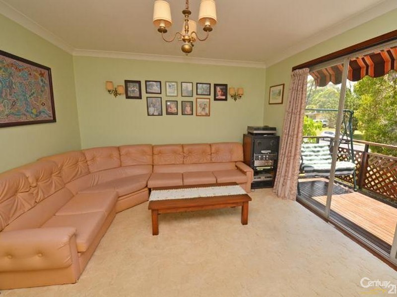 3 BOMBORA AVENUE, Bundeena NSW 2230