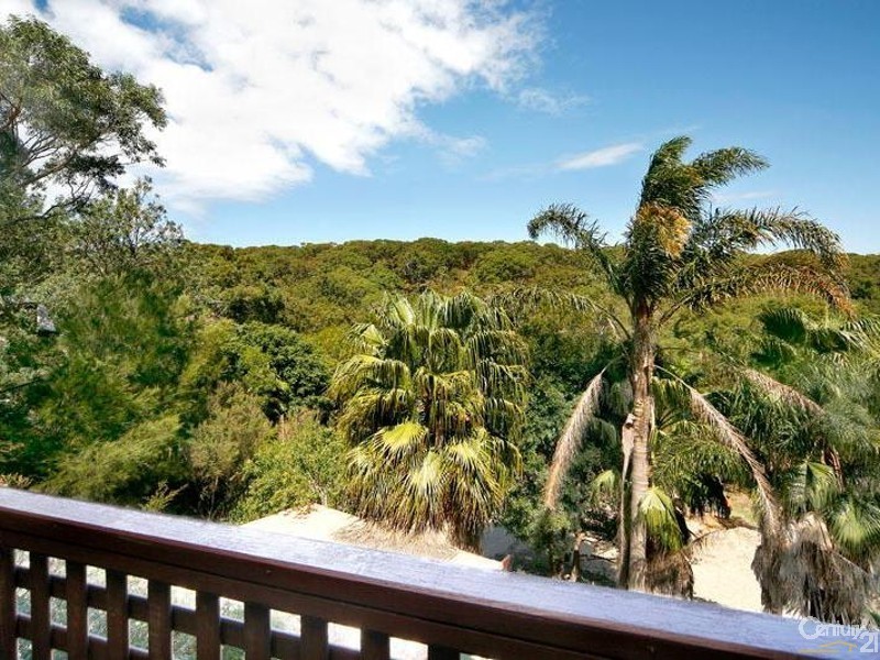 53 BEACHCOMBER AVENUE, Bundeena NSW 2230