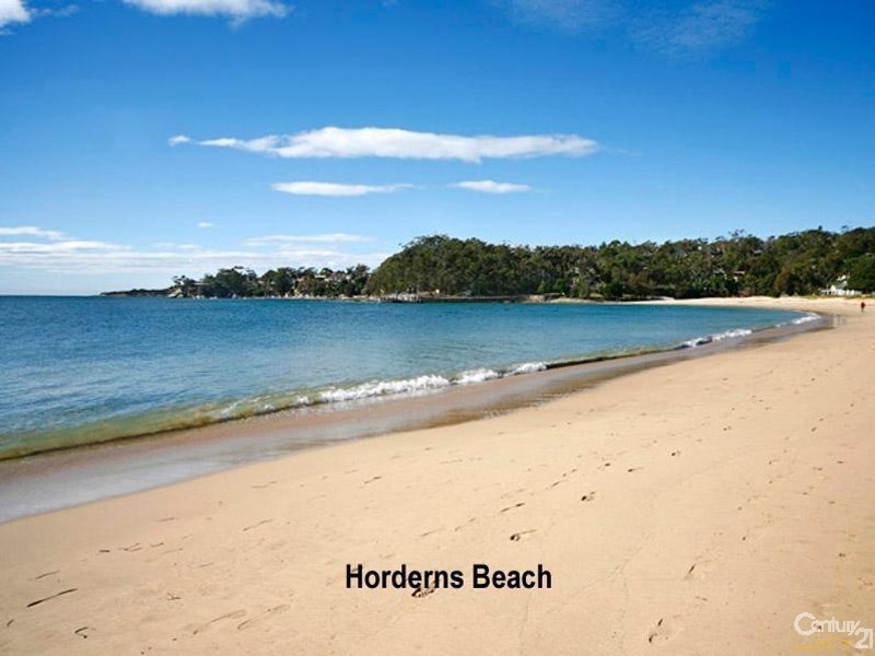 10 SHORT AVENUE, Bundeena NSW 2230