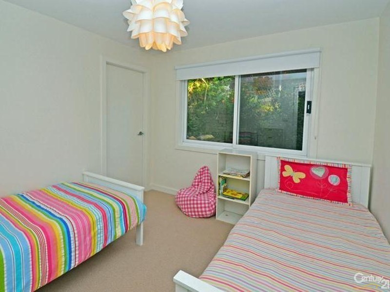 25 BRIGHTON STREET, Bundeena NSW 2230