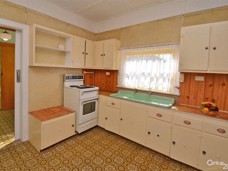 8 BERNIE STREET, Bundeena NSW 2230