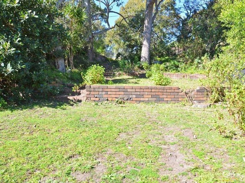 35 LOFTUS STREET, Bundeena NSW 2230