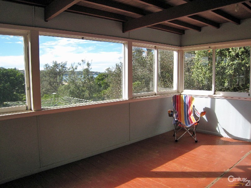 51 PACIFIC CRESCENT, Maianbar NSW 2230