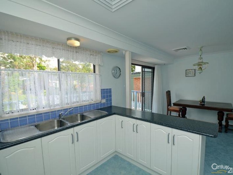 9 SHORT AVENUE, Bundeena NSW 2230