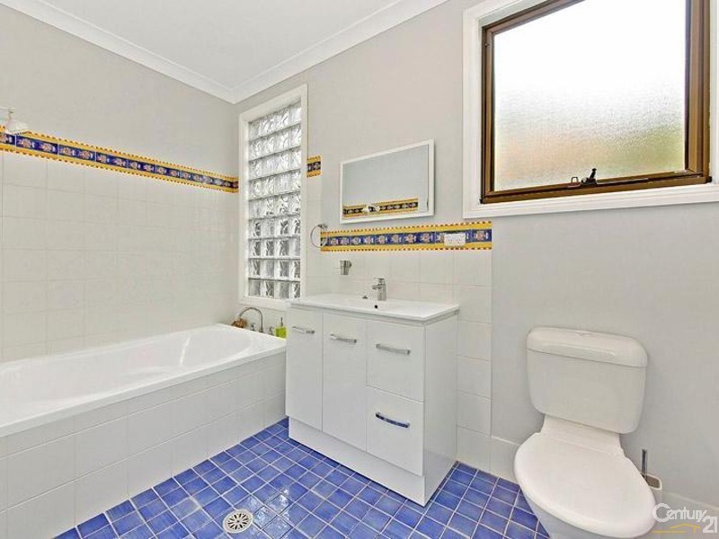 63 PACIFIC CRESCENT, Maianbar NSW 2230