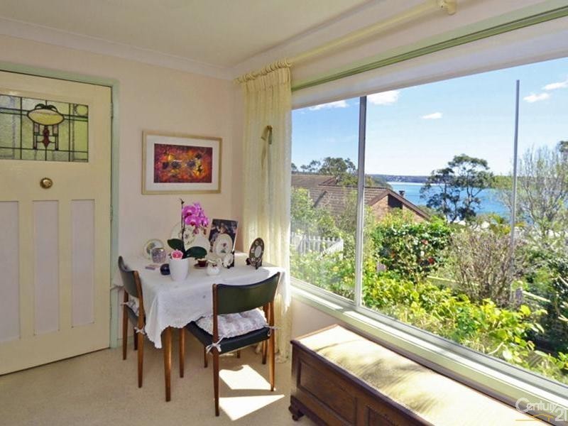 52 LOFTUS STREET, Bundeena NSW 2230