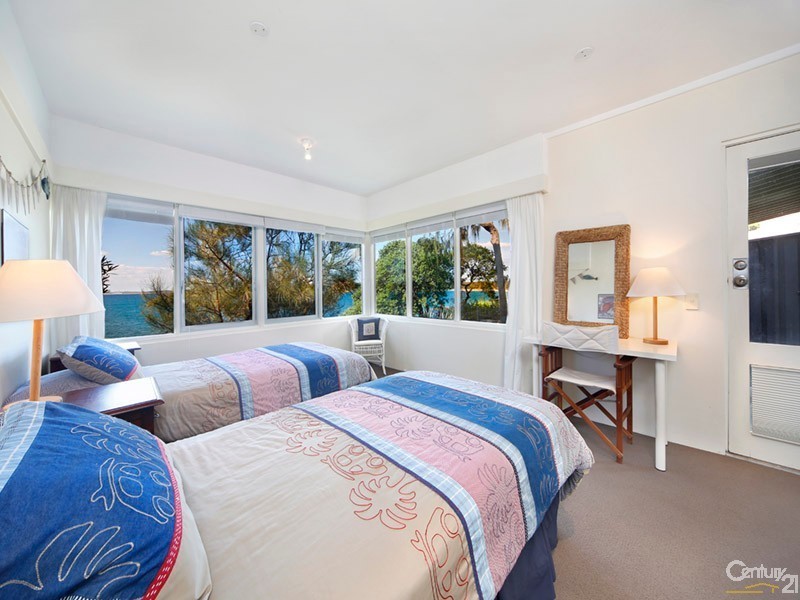 7-9 NEIL STREET, Bundeena NSW 2230