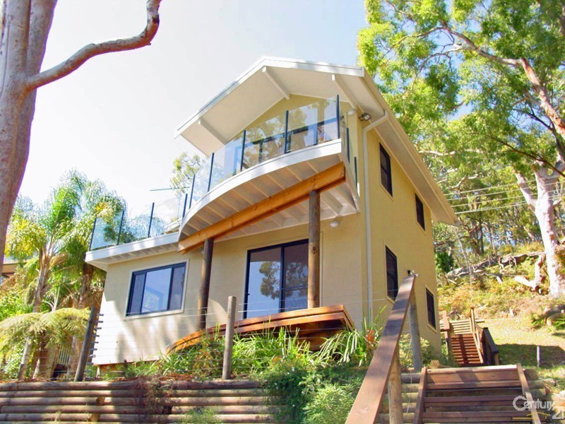 133A PACIFIC CRESCENT, Maianbar NSW 2230