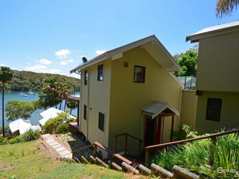 133A PACIFIC CRESCENT, Maianbar NSW 2230