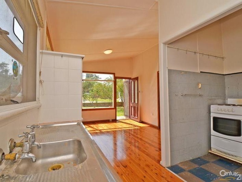 65 BOURNEMOUTH STREET, Bundeena NSW 2230