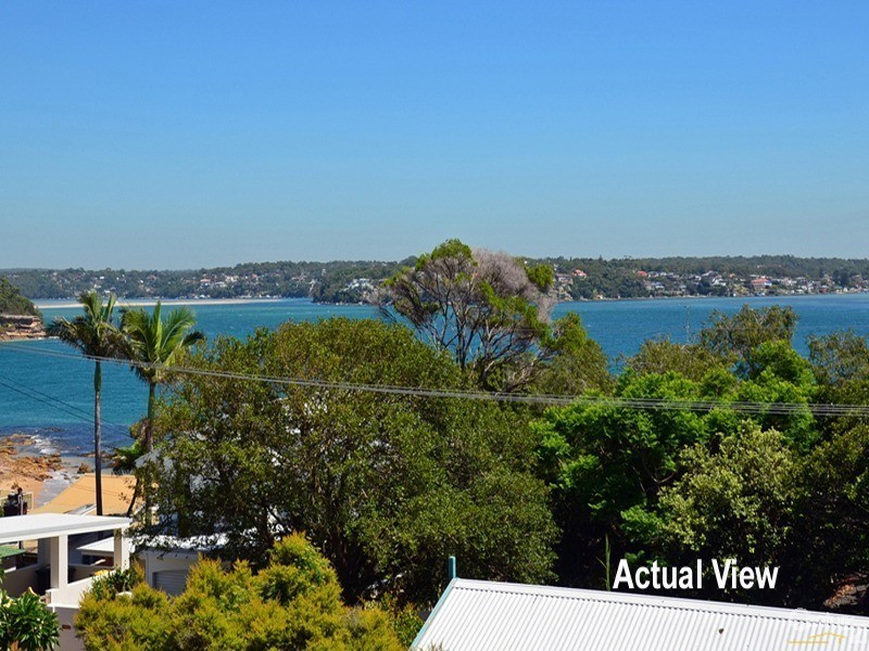 2 THE AVENUE, Bundeena NSW 2230