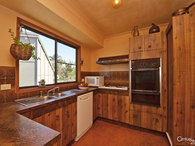 58 ERIC STREET, Bundeena NSW 2230