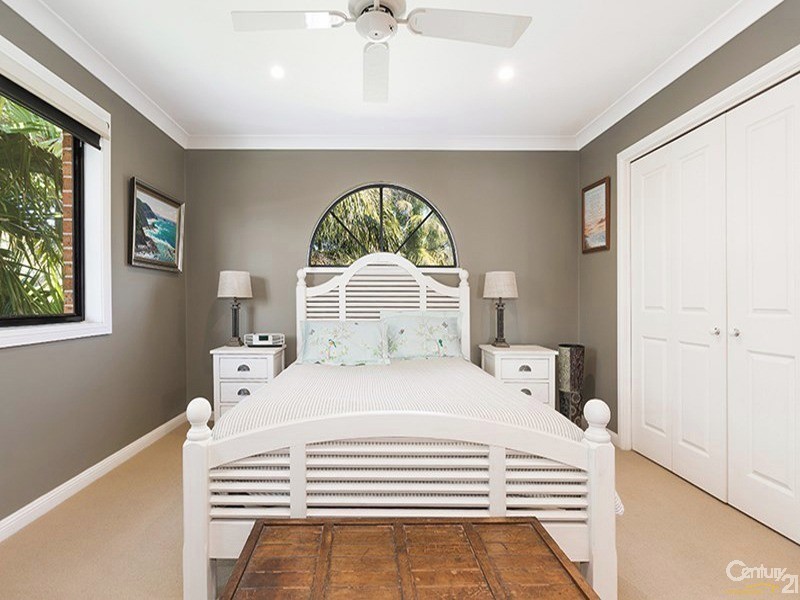 8 Neil Street, Bundeena NSW 2230