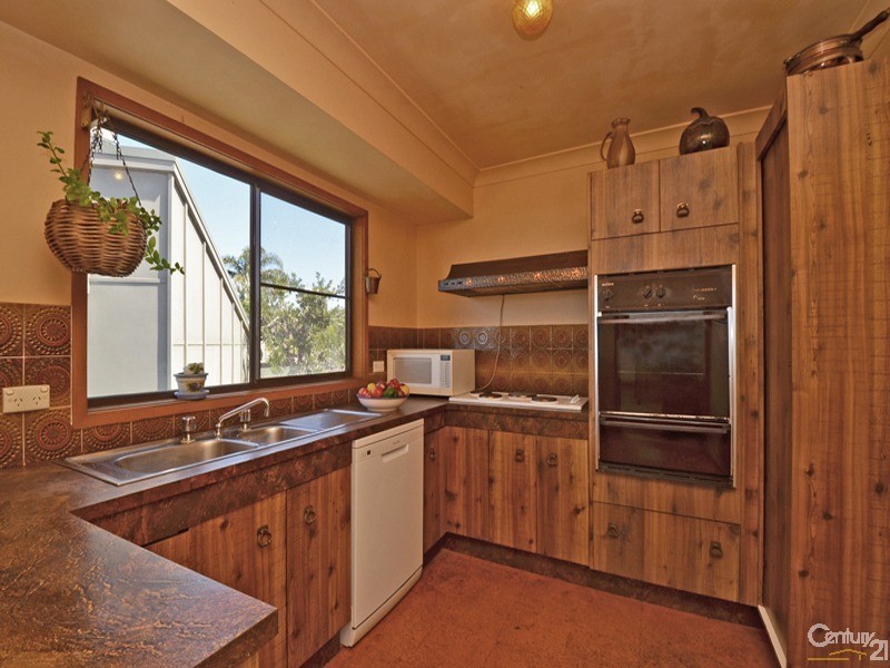 58 ERIC STREET, Bundeena NSW 2230