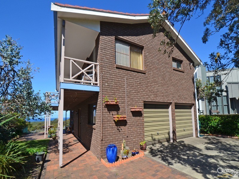 58 ERIC STREET, Bundeena NSW 2230