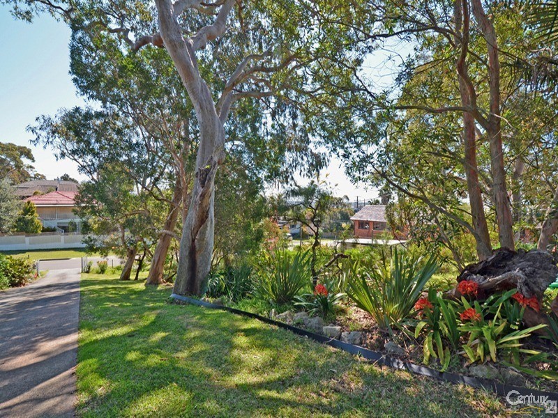 58 ERIC STREET, Bundeena NSW 2230