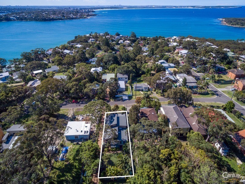 12A BAKER STREET, Bundeena NSW 2230