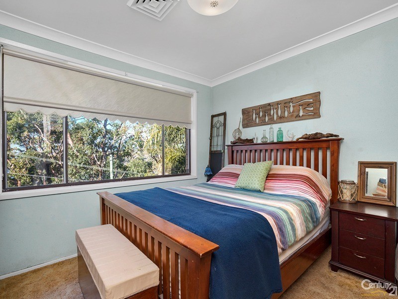9 SHORT AVENUE, Bundeena NSW 2230