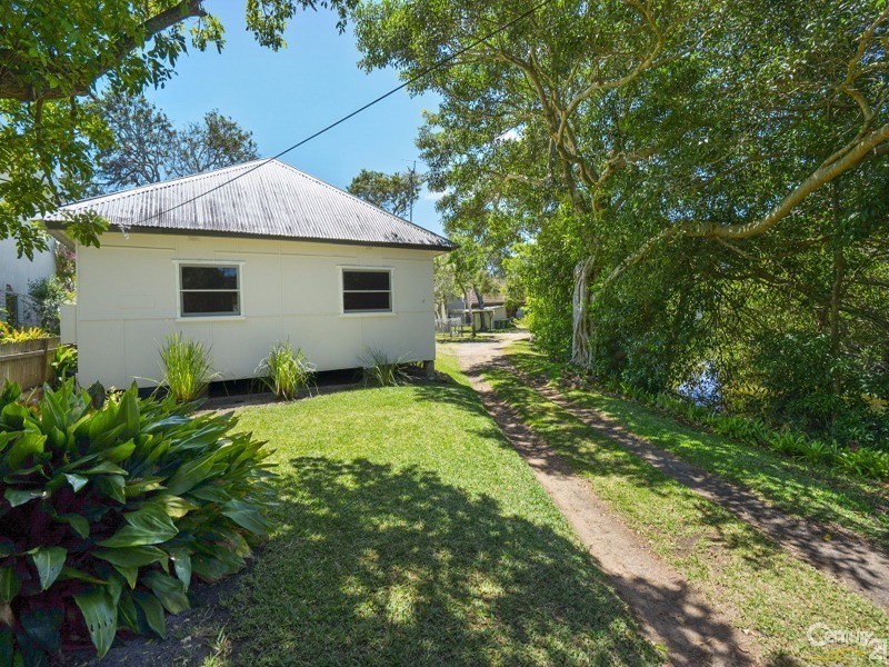 51 BUNDEENA DRIVE, Bundeena NSW 2230