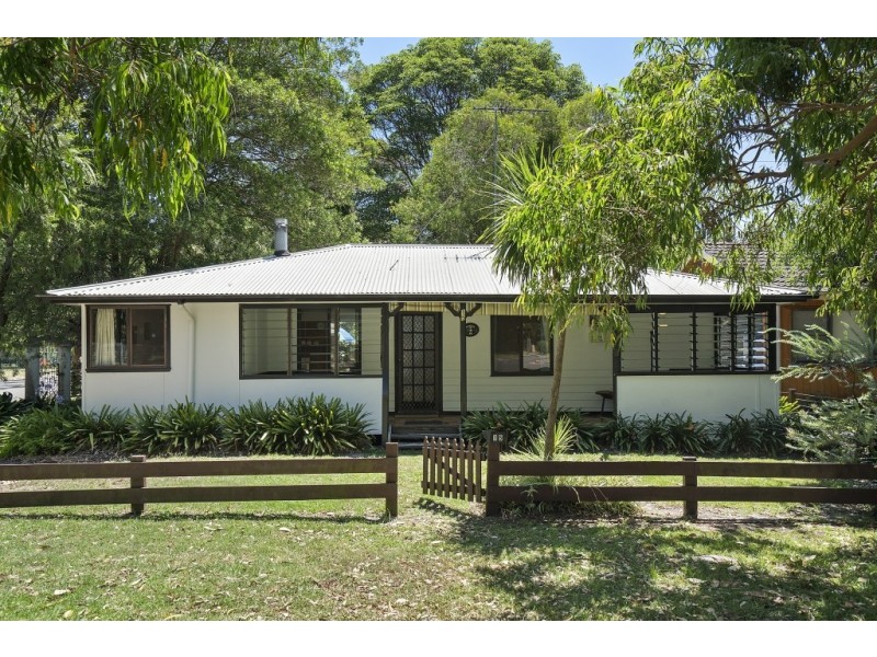 15 LIVERPOOL STREET, Bundeena NSW 2230