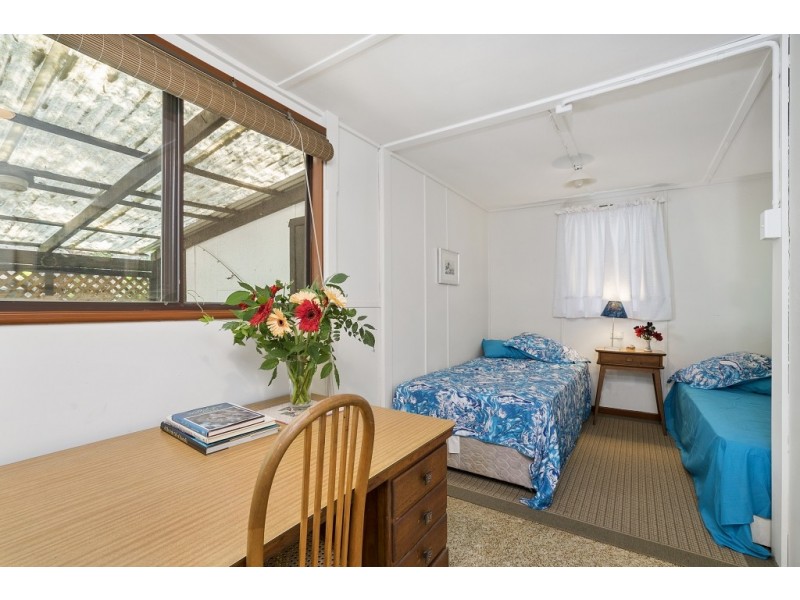 15 LIVERPOOL STREET, Bundeena NSW 2230