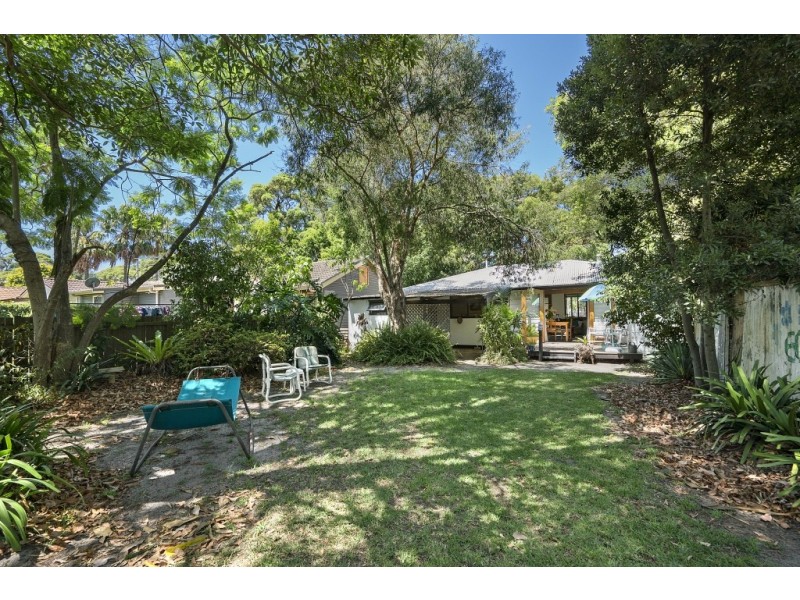 15 LIVERPOOL STREET, Bundeena NSW 2230