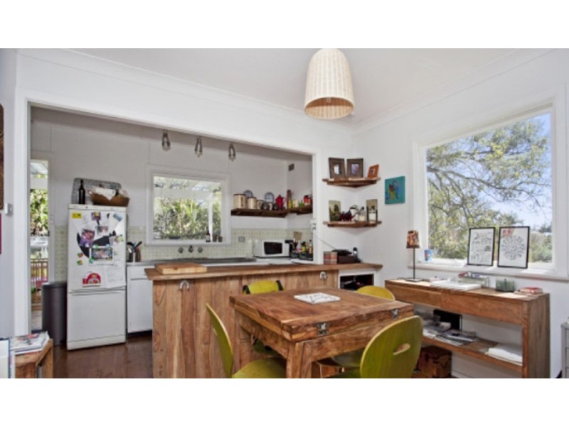 1 ERIC STREET, Bundeena NSW 2230