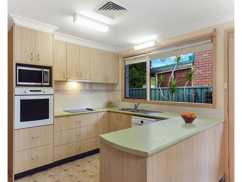 27 BOMBORA AVENUE, Bundeena NSW 2230